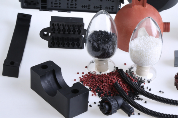 尼龍?zhí)祭w維是什么材料？碳纖維增強(qiáng)尼龍具備哪些性能特點(diǎn)？